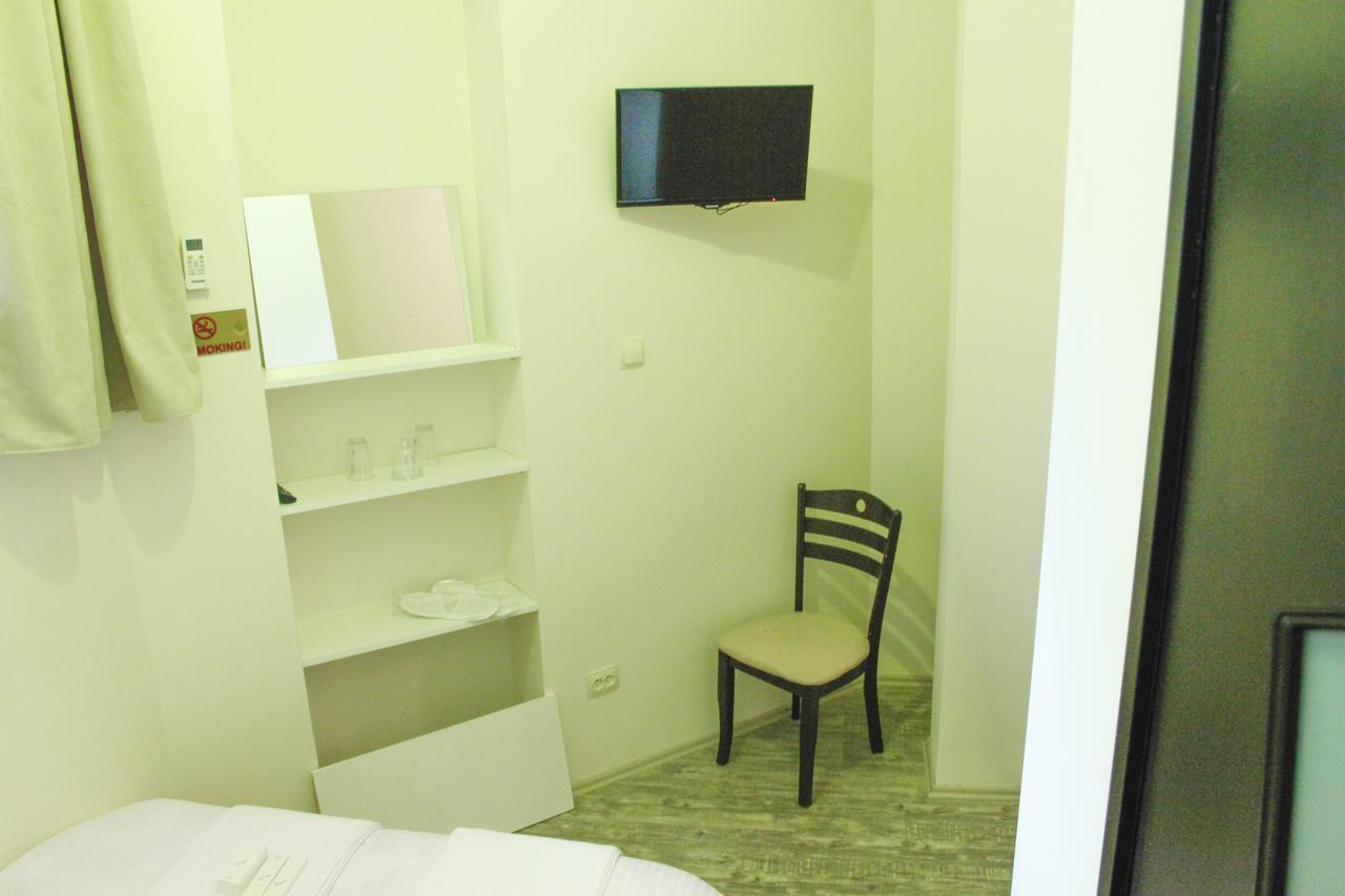 Hotel Rustaveli 36 第比利斯 外观 照片