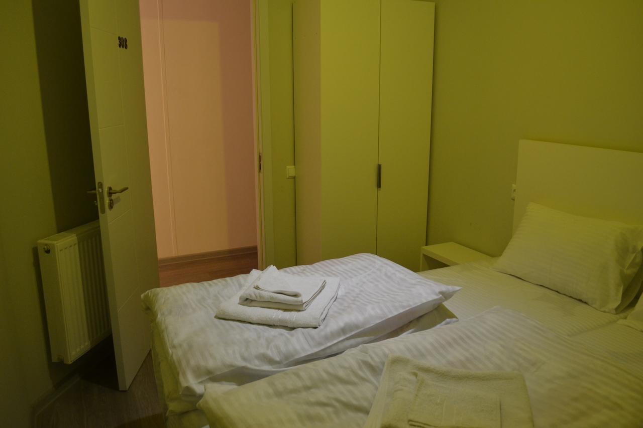 Hotel Rustaveli 36 第比利斯 外观 照片