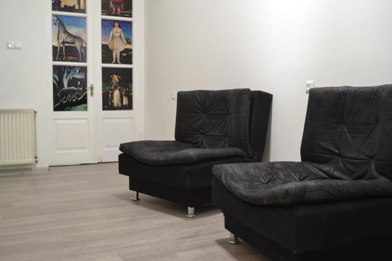 Hotel Rustaveli 36 第比利斯 外观 照片