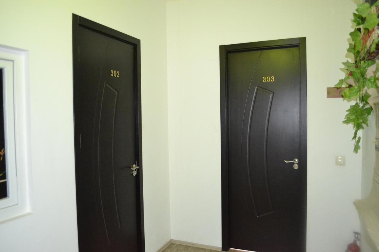 Hotel Rustaveli 36 第比利斯 外观 照片