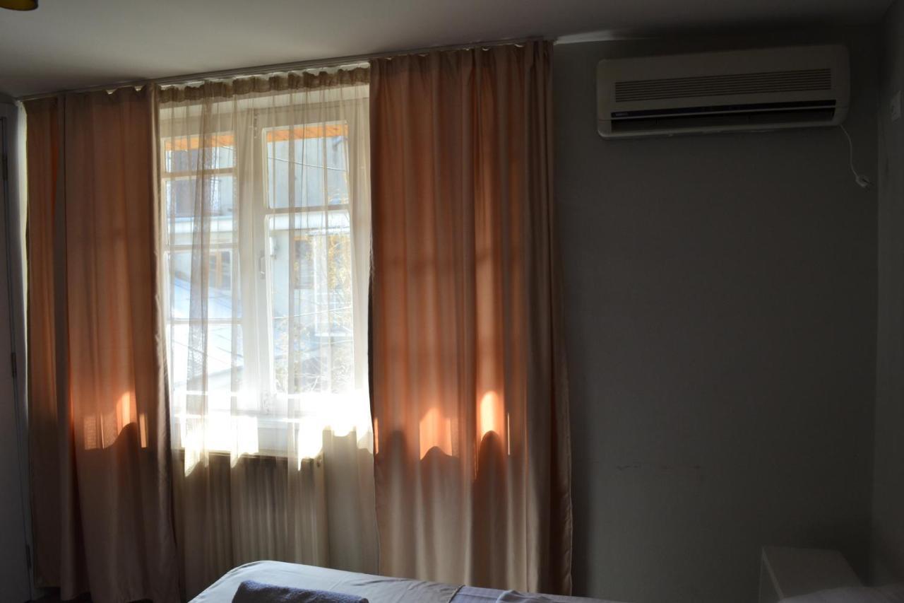 Hotel Rustaveli 36 第比利斯 外观 照片